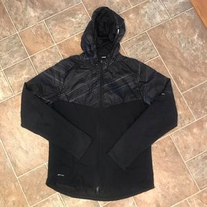 black nike dri-fit sweatshirt